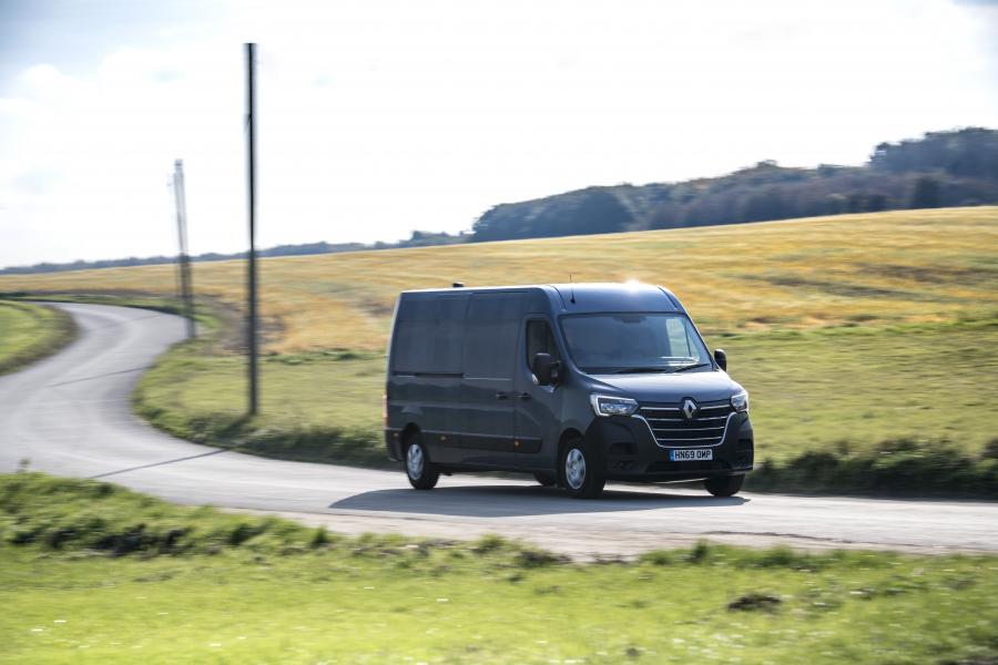  Renault Master L3H2 Van 2019 года  (UK) (фото 5 из 42)